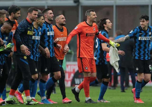 世界杯赛事直播平台下载-完美国米击溃疲惫米兰！德比3球差距是争冠分水岭？