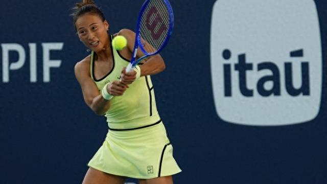 世界杯赛事直播平台下载-红土本是优势赛道，郑钦文退赛斯图加特保分压力陡增，三线突围成唯一出路|罗马|WTA500|北美阳光双赛|伤病|赛季_新浪体育_新浪新闻